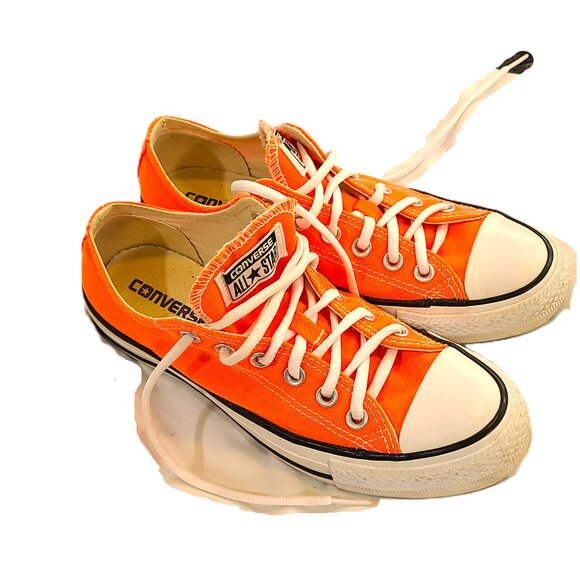 NWOB Converse All Star sz W8 M6 Orange Sneakers Athletic Shoes Chuck Taylors - Picture 3 of 11